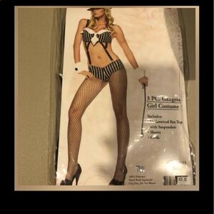 Leg Avenue gangster girl Costume
